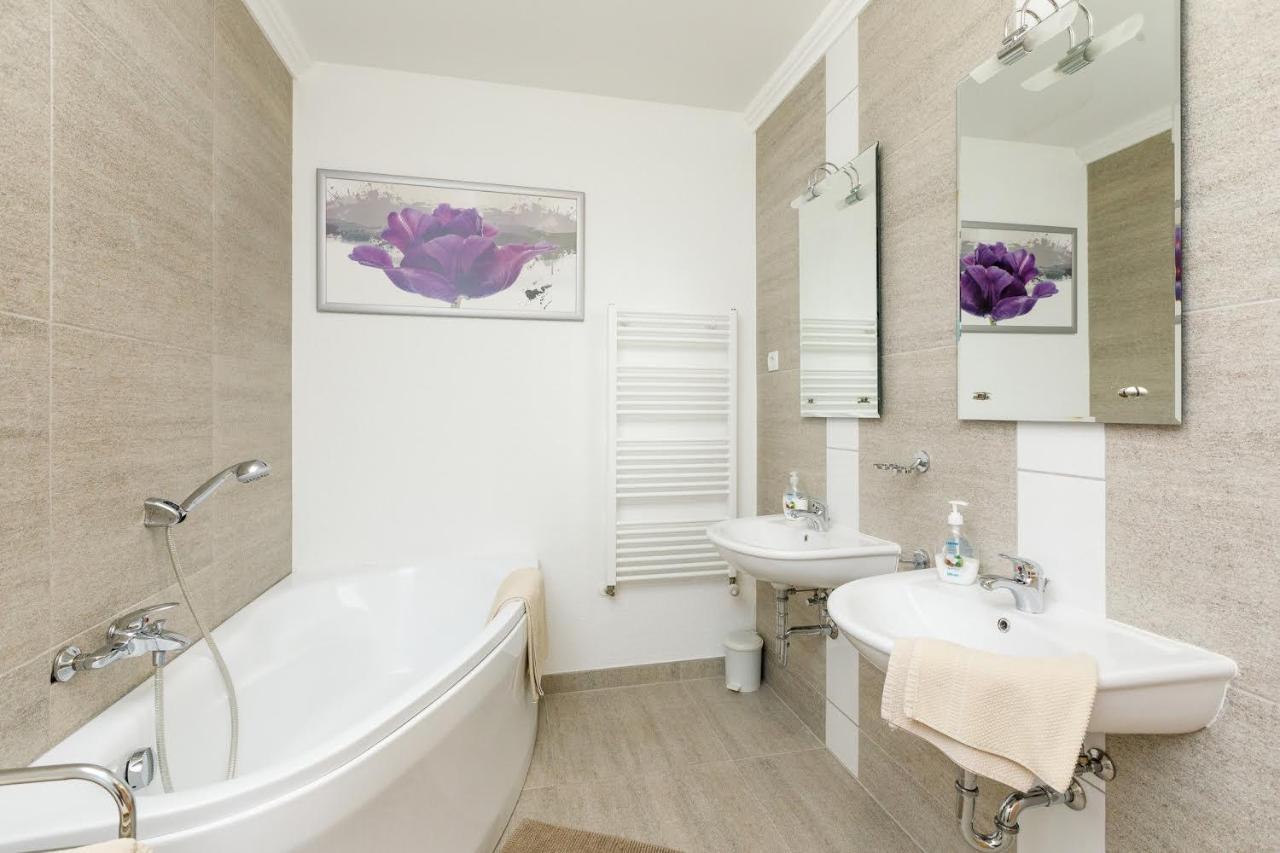 Andi Apartman Hévíz Eksteriør billede