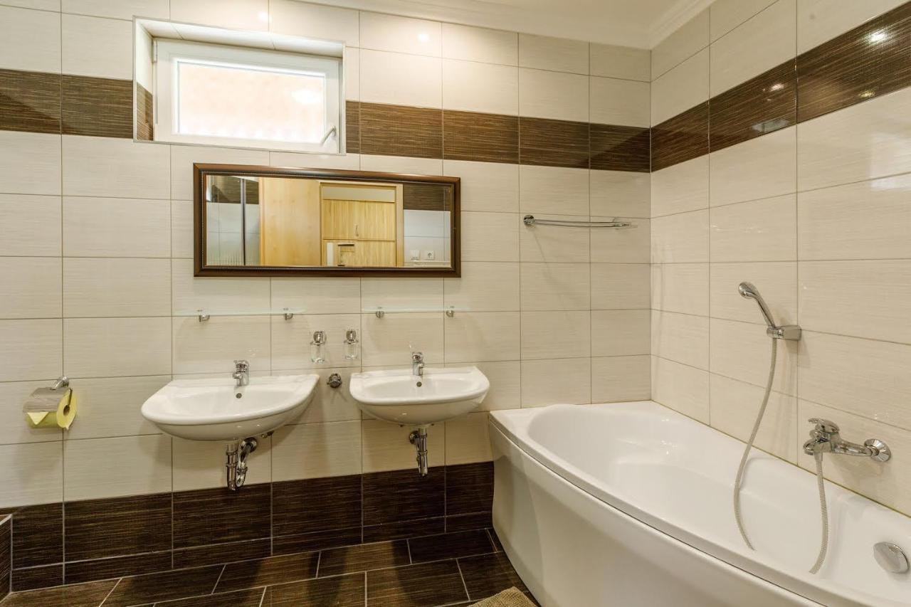 Andi Apartman Hévíz Eksteriør billede